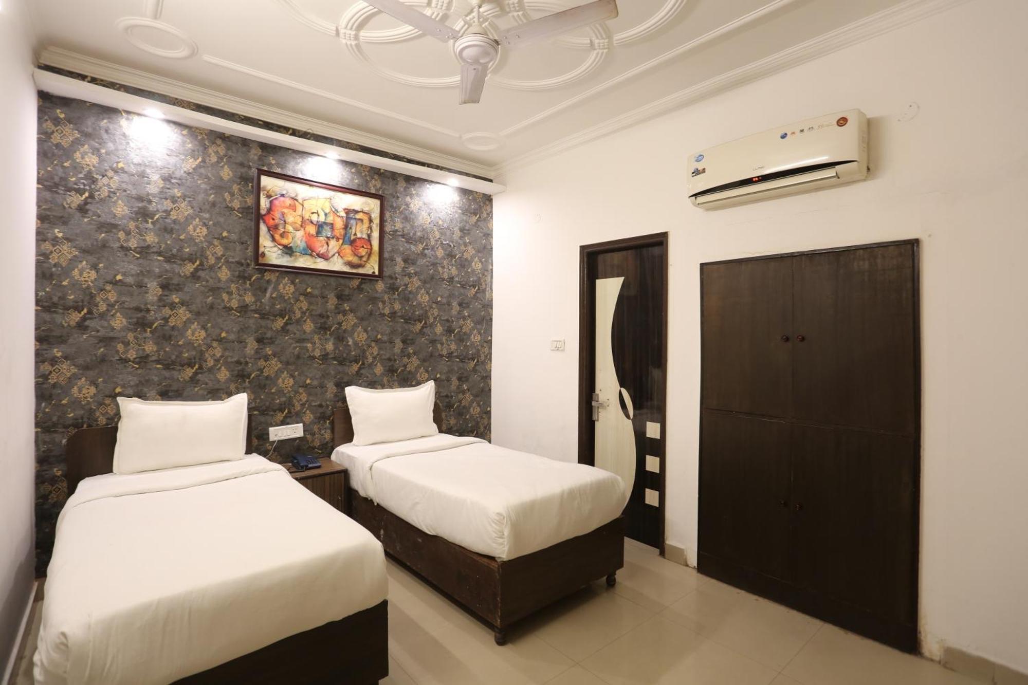 Backpackers - Ink Hotels Delhi Airport By Ss Group New Delhi Buitenkant foto