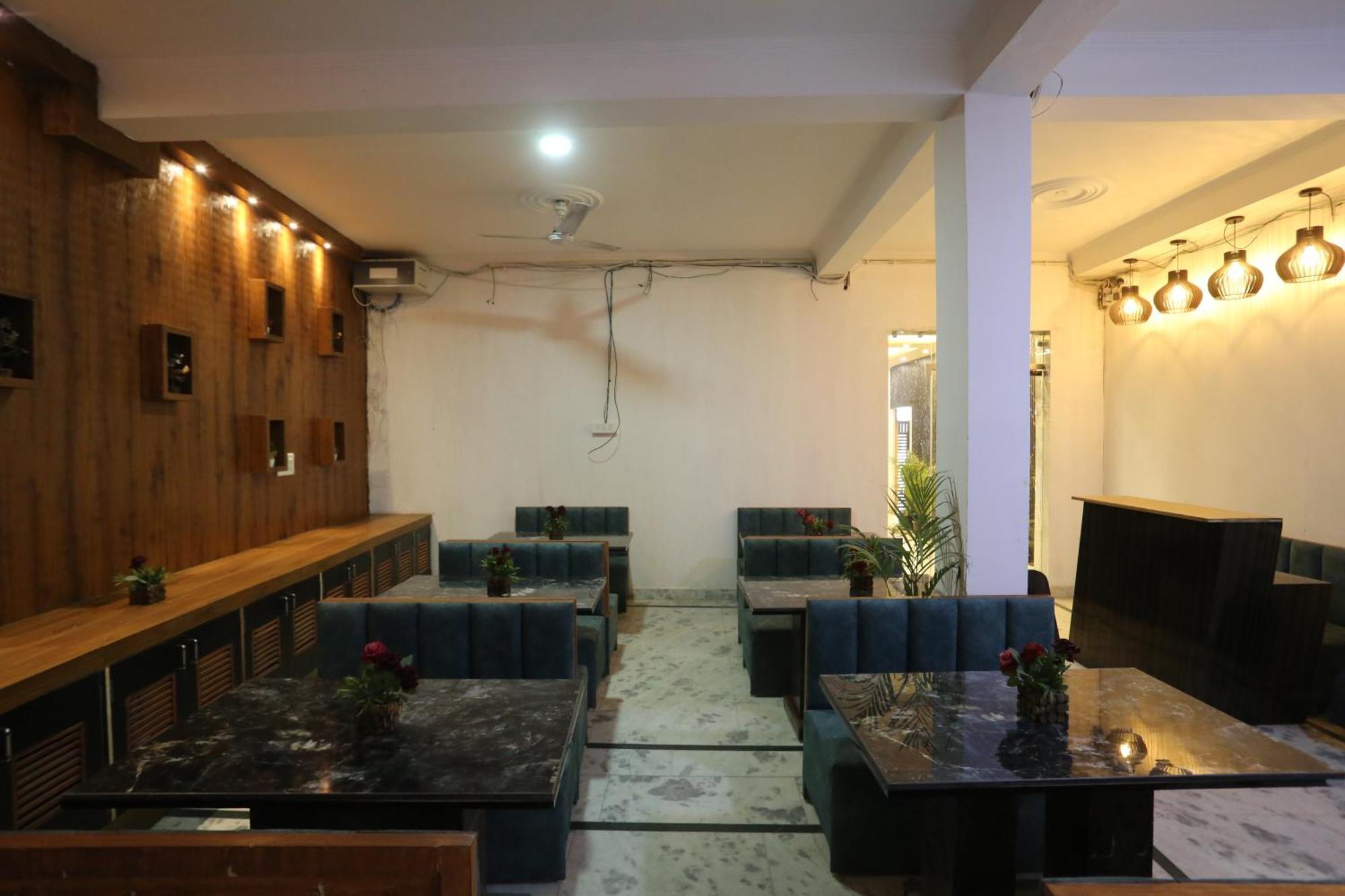 Backpackers - Ink Hotels Delhi Airport By Ss Group New Delhi Buitenkant foto