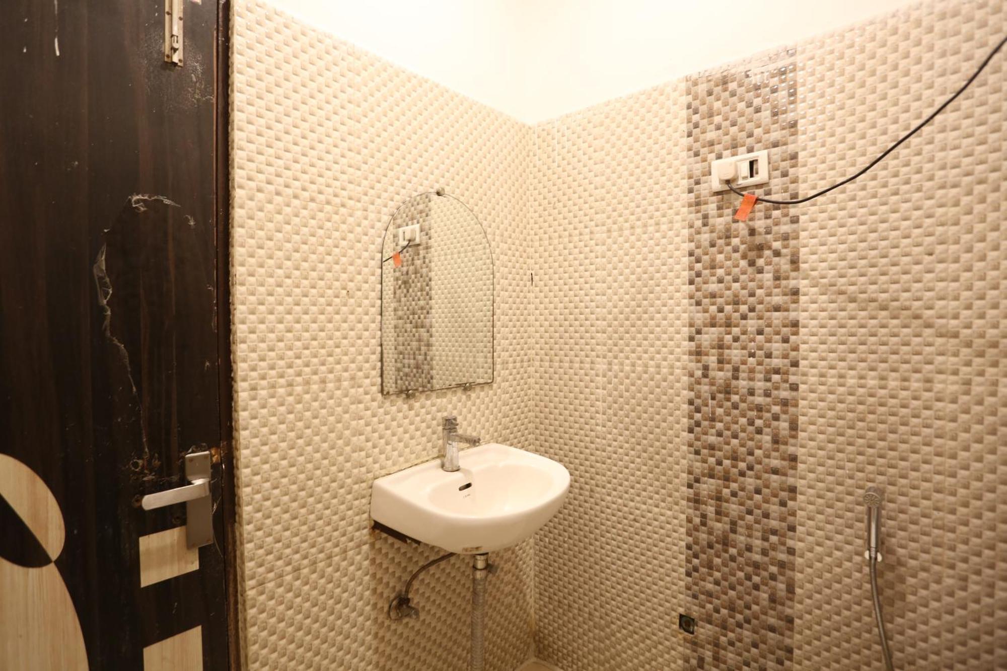 Backpackers - Ink Hotels Delhi Airport By Ss Group New Delhi Buitenkant foto