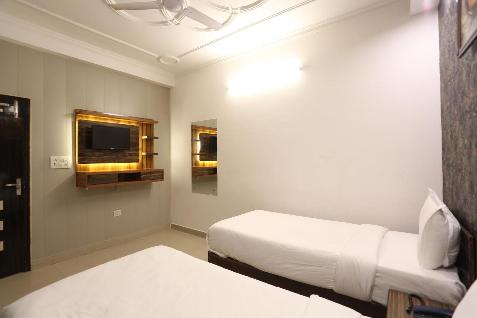 Backpackers - Ink Hotels Delhi Airport By Ss Group New Delhi Buitenkant foto