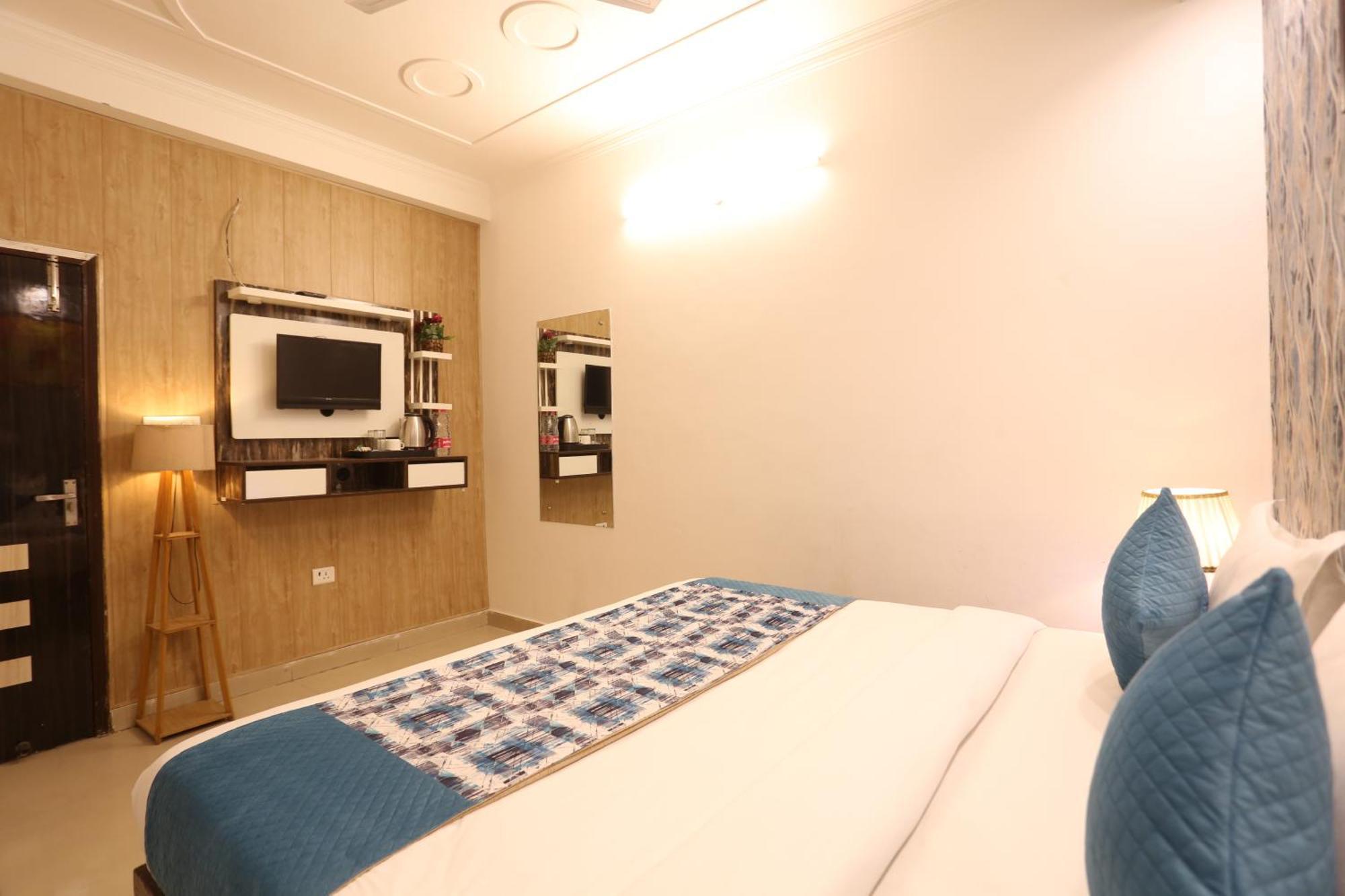 Backpackers - Ink Hotels Delhi Airport By Ss Group New Delhi Buitenkant foto