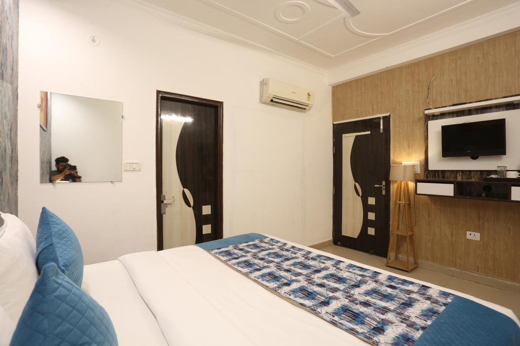 Backpackers - Ink Hotels Delhi Airport By Ss Group New Delhi Buitenkant foto